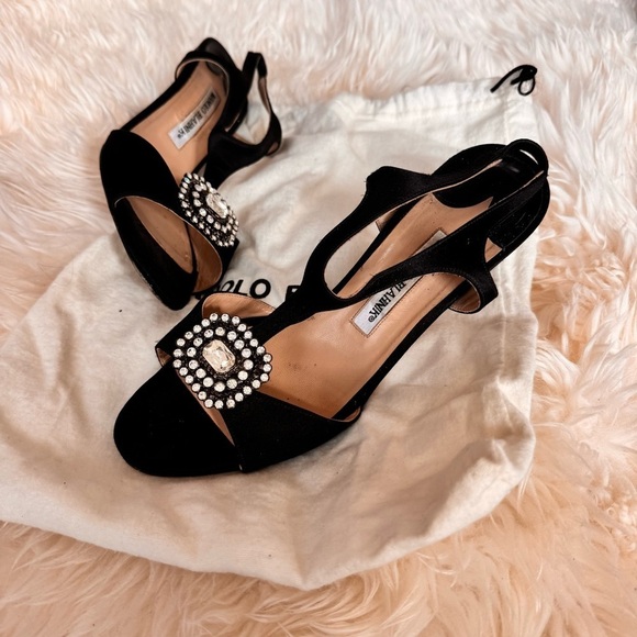 Manolo Blahnik Black Satin and Crystal Embellished Heels T-strap slingback pumps - Picture 3 of 15